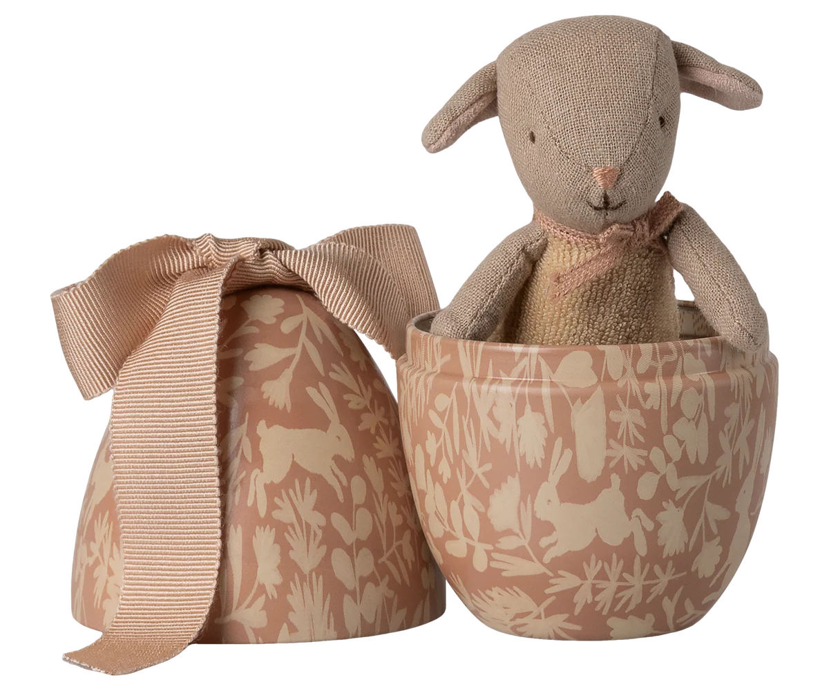 Maileg Easter Egg with Micro Lamb - Powder